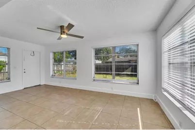 180 SW 78th Ave, Margate, FL 33068 - Photo 20