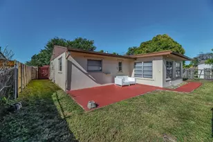 180 SW 78th Ave, Margate, FL 33068 - Photo 38