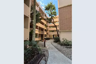 6800  Cypress Rd, Unit #511, Plantation, FL 33317 - Photo 2