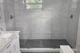 580 NW 87th Way, Coral Springs, FL 33071 - Photo 2