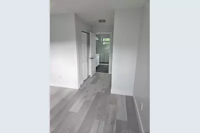 580 NW 87 Way, Coral Springs, FL 33071 - Photo 4