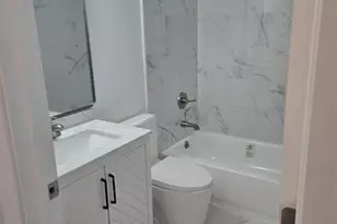 580 NW 87th Way, Coral Springs, FL 33071 - Photo 8