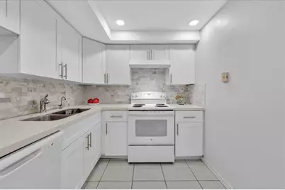 3909 N Ocean Blvd, Unit #113, Fort Lauderdale, FL 33308 - Photo 4