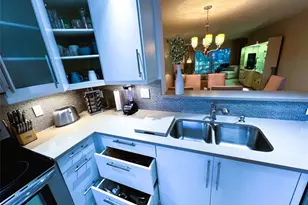 3202 Portofino Point, Coconut Creek, FL 33066 - Photo 22