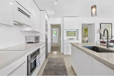 561 Bayshore Drive #5, Fort Lauderdale, FL 33304 - Photo 6