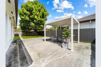 14815 SW 28th Ln, Miami, FL 33185 - Photo 16