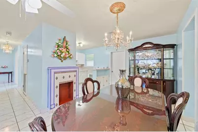 946  Alamanda Rd, West Palm Beach, FL 33405 - Photo 6