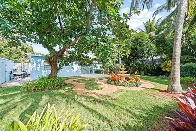 946  Alamanda Rd, West Palm Beach, FL 33405 - Photo 32