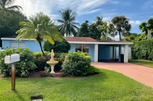 946 Alamanda Rd, West Palm Beach, FL 33405 - Photo 20