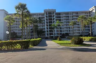 3150 N Palm Aire Dr, Pompano Beach, FL 33069 - Photo 1