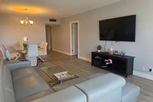 3150 N Palm Aire Dr, Pompano Beach, FL 33069 - Photo 6