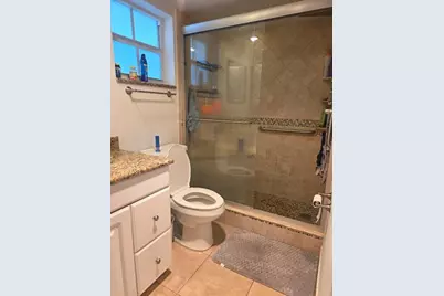 3150 N Palm Aire Dr, Unit #805, Pompano Beach, FL 33069 - Photo 12