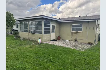 4938 NW 54th Ct, Tamarac, FL 33319 - Photo 4