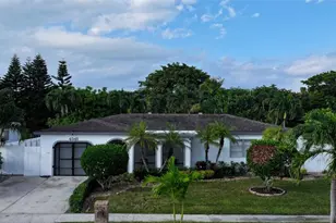 4549 Baldric St, Boca Raton, FL 33428 - Photo 2