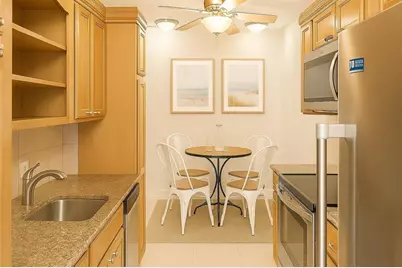 4330  Hillcrest Dr, Unit #506, Hollywood, FL 33021 - Photo 4