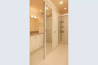 4330  Hillcrest Dr, Unit #506, Hollywood, FL 33021 - Photo 16