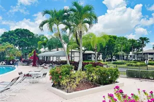 9988 N Belfort Cir, Tamarac, FL 33321 - Photo 38