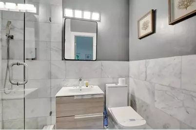 1050 NE 150th St, Miami, FL 33161 - Photo 42