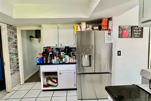 8212 NW 74th Terrace, Tamarac, FL 33321 - Photo 10