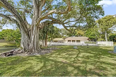 3044 S Oakland Forest Dr, Unit #2408, Oakland Park, FL 33309 - Photo 32