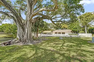 3044 S Oakland Forest Dr, Oakland Park, FL 33309 - Photo 32