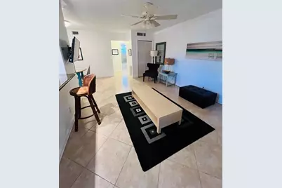 2404 NE 33 Ave, Unit #11, Fort Lauderdale, FL 33305 - Photo 4