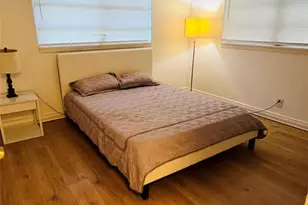 2404 NE 33 Ave Unit, Fort Lauderdale, FL 33305 - Photo 10