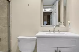 985 SE 19th Ave, Deerfield Beach, FL 33441 - Photo 16