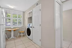 985 SE 19th Ave, Deerfield Beach, FL 33441 - Photo 10