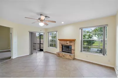 10856  Cypress Glen Dr, Unit #10856, Coral Springs, FL 33071 - Photo 8