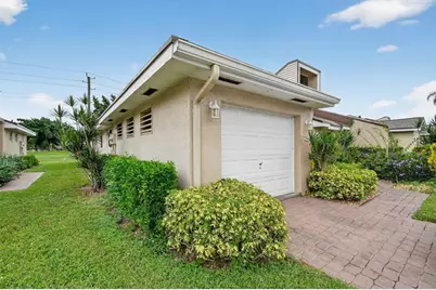 6869  Fountains Cir, Unit #6869, Lake Worth, FL 33467 - Photo 4