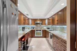 800 Cypress Grove Dr, Pompano Beach, FL 33069 - Photo 12