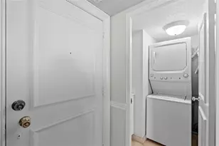 3000 Holiday Dr, Fort Lauderdale, FL 33316 - Photo 24