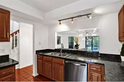 81 NE 17th Ct, Fort Lauderdale, FL 33305 - Photo 14