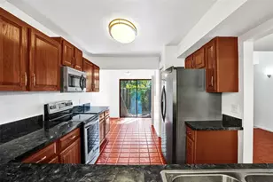 81 NE 17th Ct, Fort Lauderdale, FL 33305 - Photo 16