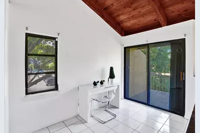 81 NE 17th Ct, Fort Lauderdale, FL 33305 - Photo 30