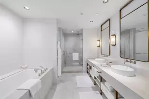 525 N Fort Lauderdale Beach Blvd, Fort Lauderdale, FL 33304 - Photo 24