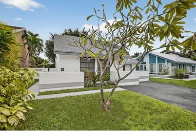 3930 SW 82nd Ter, Davie, FL 33328 - Photo 4