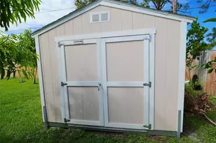 2112 SE Holland St, Port Saint Lucie, FL 34952 - Photo 6