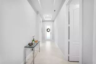 9730 Blue Isle Bay, Parkland, FL 33076 - Photo 10