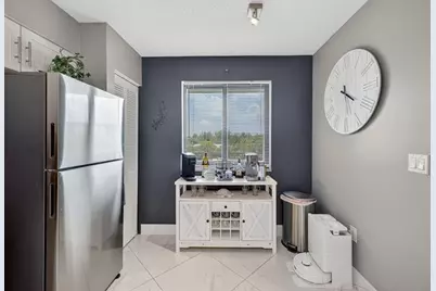 2334 SW Cypress Bend Dr, Unit #511, Pompano Beach, FL 33069 - Photo 6