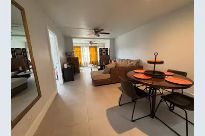 9235A  Lagoon Pl, Unit #310, Davie, FL 33324 - Photo 6