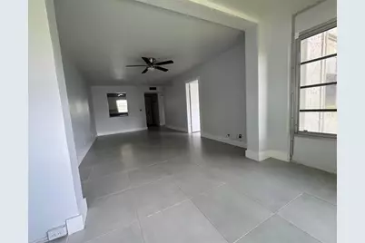 9235A  Lagoon Pl, Unit #310, Davie, FL 33324 - Photo 8