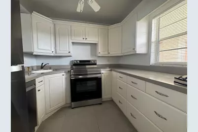 9235A  Lagoon Pl, Unit #310, Davie, FL 33324 - Photo 2