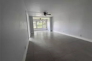 9235A Lagoon Pl Unit, Davie, FL 33324 - Photo 10