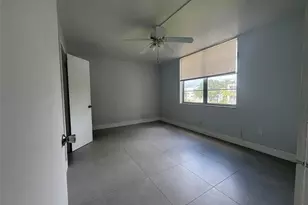 9235A Lagoon Pl Unit, Davie, FL 33324 - Photo 14