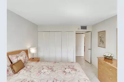 1150 Hillsboro Mile #914, Hillsboro Beach, FL 33062 - Photo 24