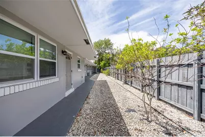 732 SE 15th St, Unit #5, Fort Lauderdale, FL 33316 - Photo 22