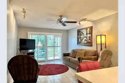 3002 NE 5th Ter, Unit #209-B, Wilton Manors, FL 33334 - Photo 6