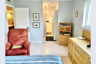 3002 NE 5th Ter, Unit #209-B, Wilton Manors, FL 33334 - Photo 14